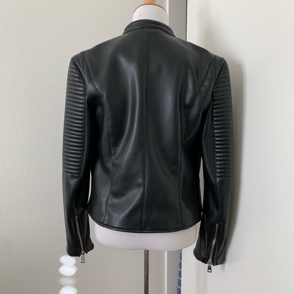 Zara - Picture 4 of 7